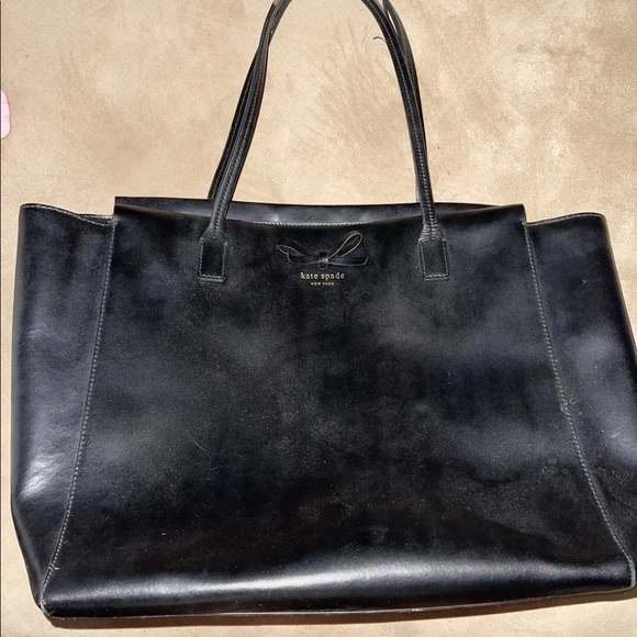 kate spade Handbags - Large Kate Spade Purse Black